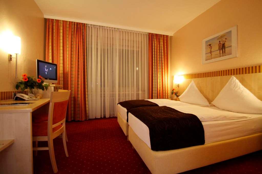 וזל Hotel Kaiserhof Wesel חדר תמונה