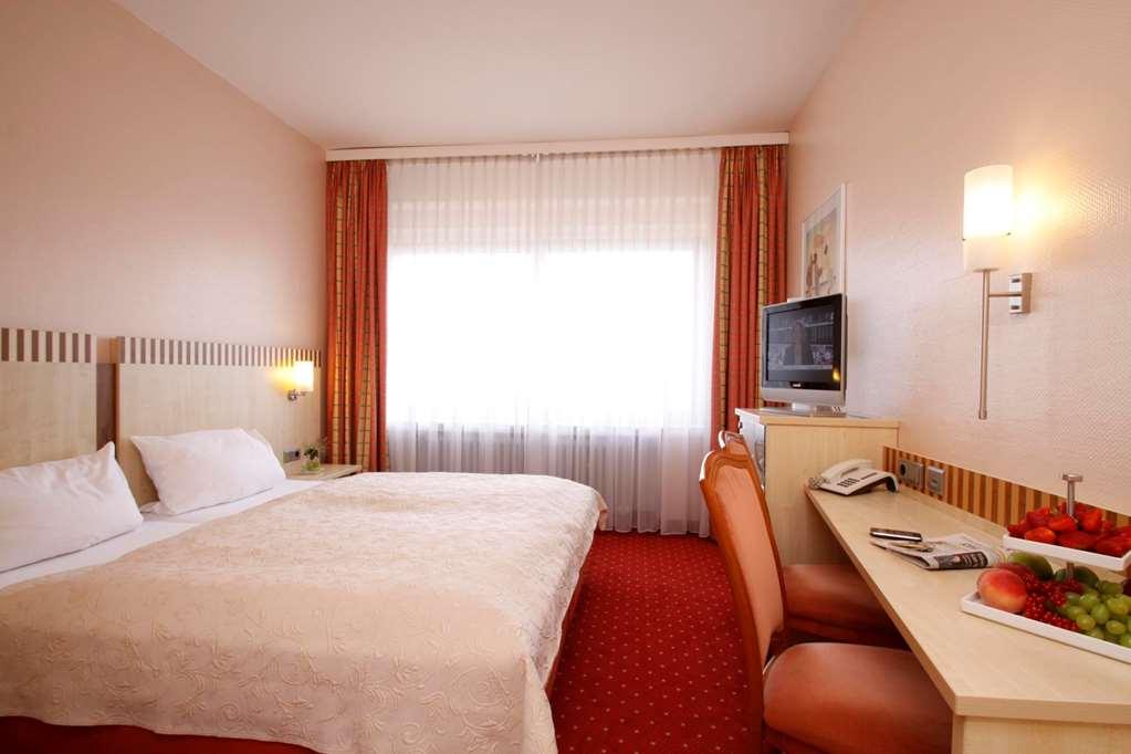 וזל Hotel Kaiserhof Wesel חדר תמונה