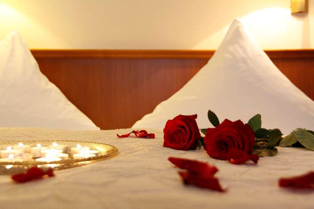 וזל Hotel Kaiserhof Wesel חדר תמונה