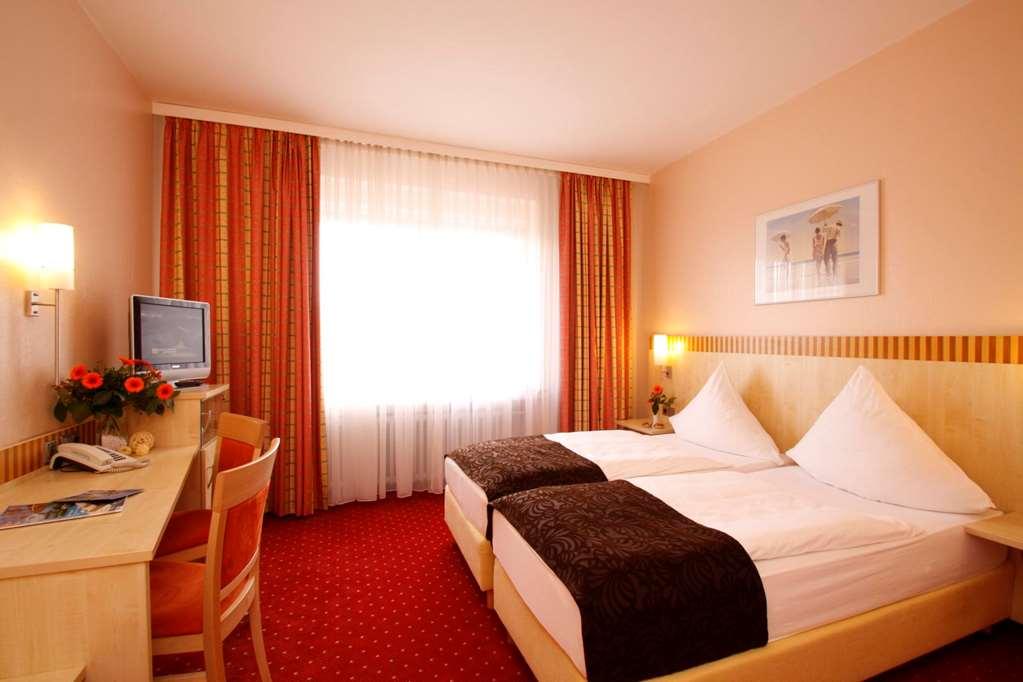 וזל Hotel Kaiserhof Wesel חדר תמונה