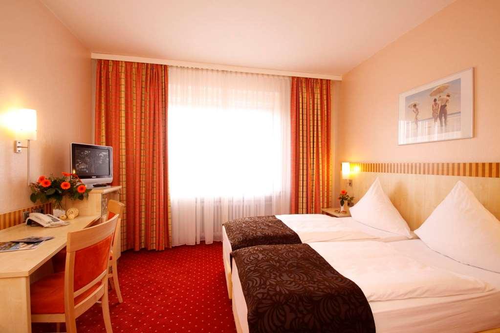 וזל Hotel Kaiserhof Wesel חדר תמונה